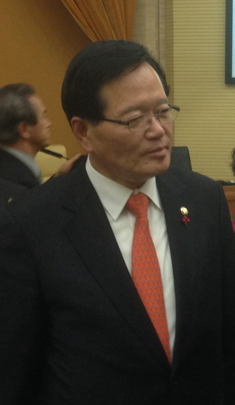 Chung Ui-hwa - Wikipedia