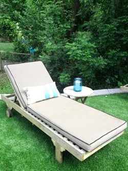 Amazon.com: AAAAAcessories Outdoor/Indoor Water-Resistant Deep Seat Chair  Cushion, Replacement Patio Furniture Cushions, 24 x 24 x 5 Inch, Light  Gray/Cool Gray : Patio, Lawn & Garden