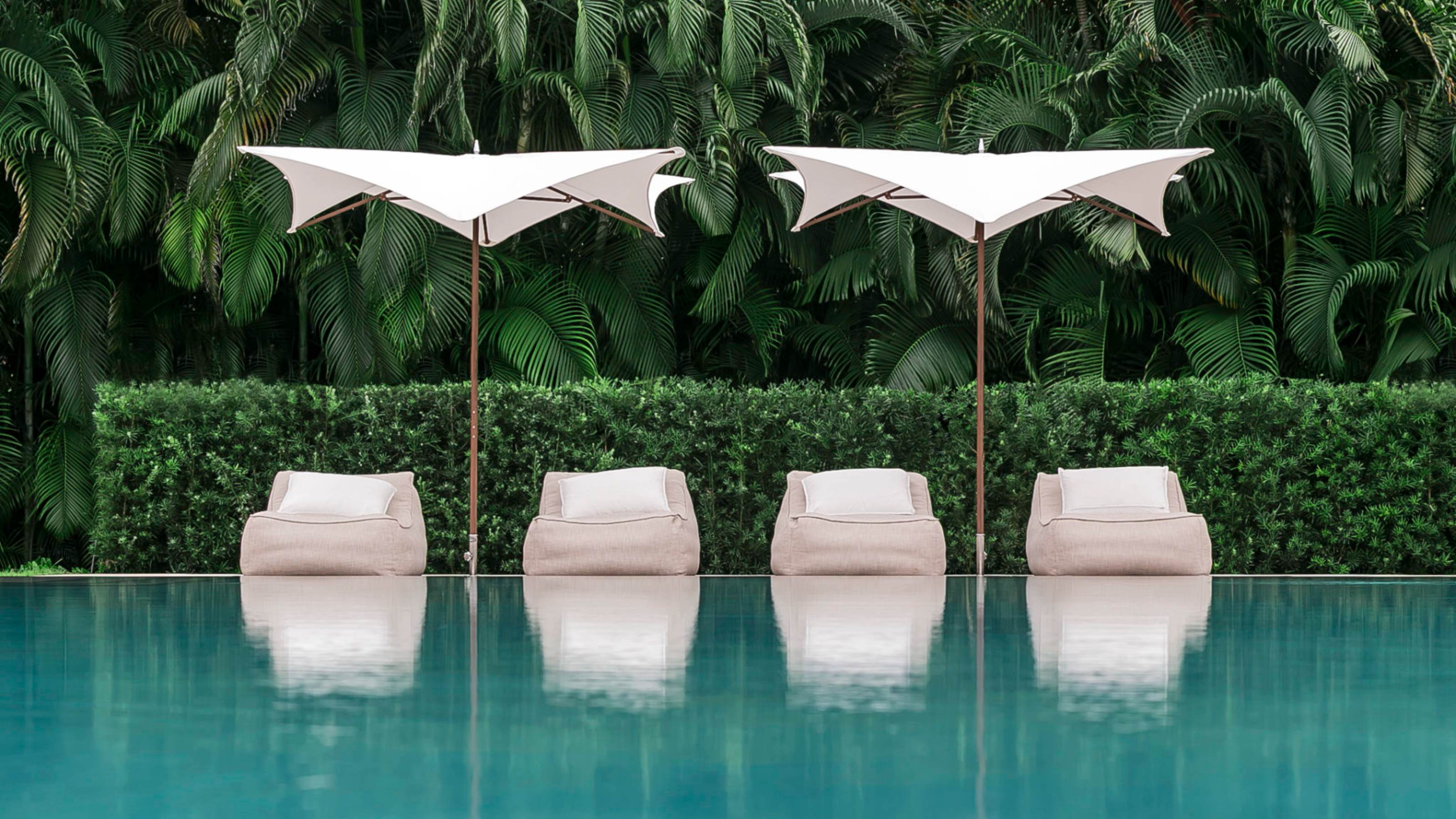 High End Patio Umbrellas 