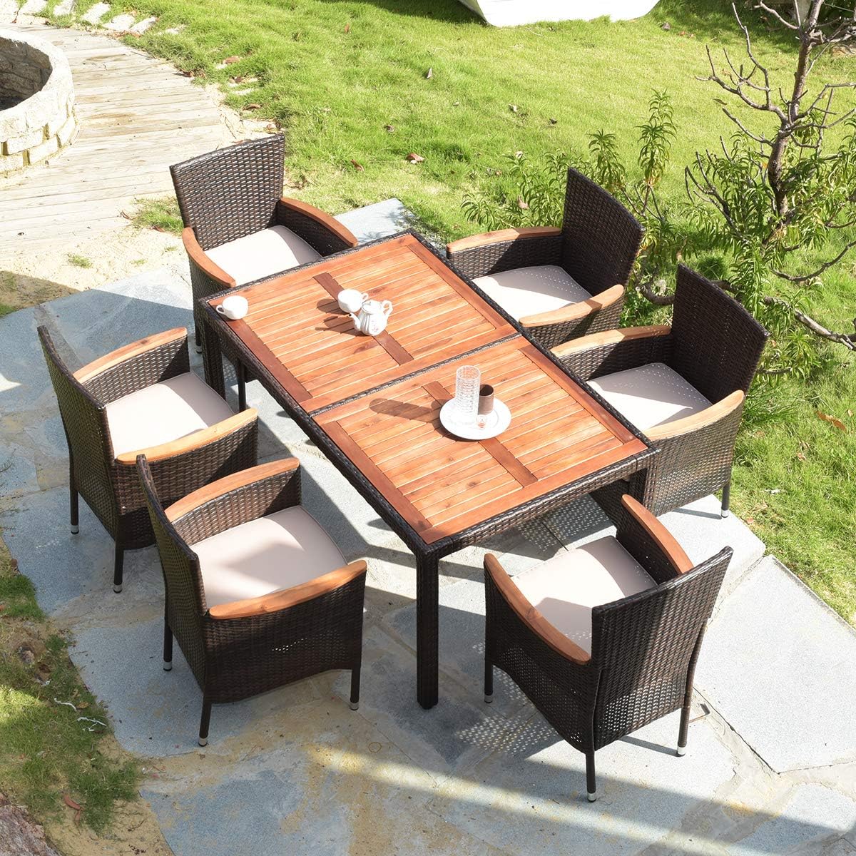My Affordable Patio Furniture and Outdoor Decorating Tips