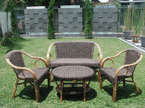 Best Teak Garden Furniture: A Roundup - Gardening Channel